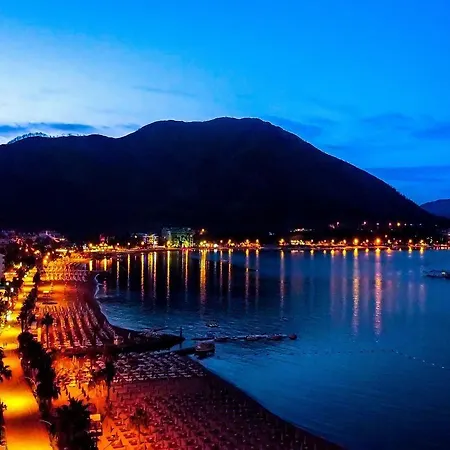 Faros Premium Hotel