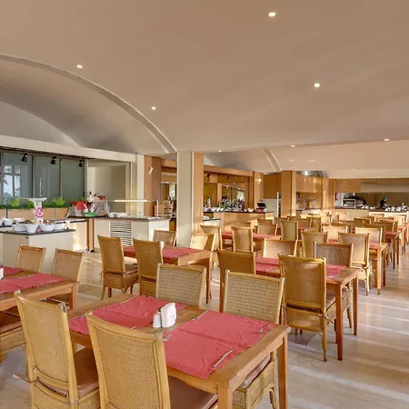 Faros Premium Ξενοδοχείο Μαρμαρίς