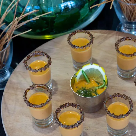 호텔 Faros Premium