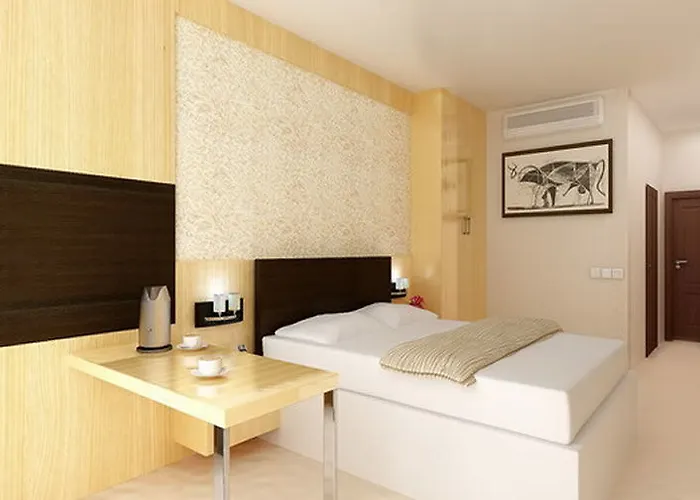 Faros Premium Hotel