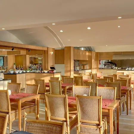 Faros Premium מלון מרמריס